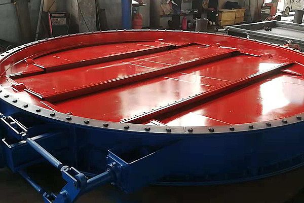 又一個(gè)圓形擋板門制作完工了,快來看