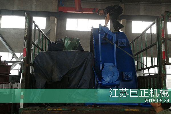 擋板門制作完工,安裝調試中