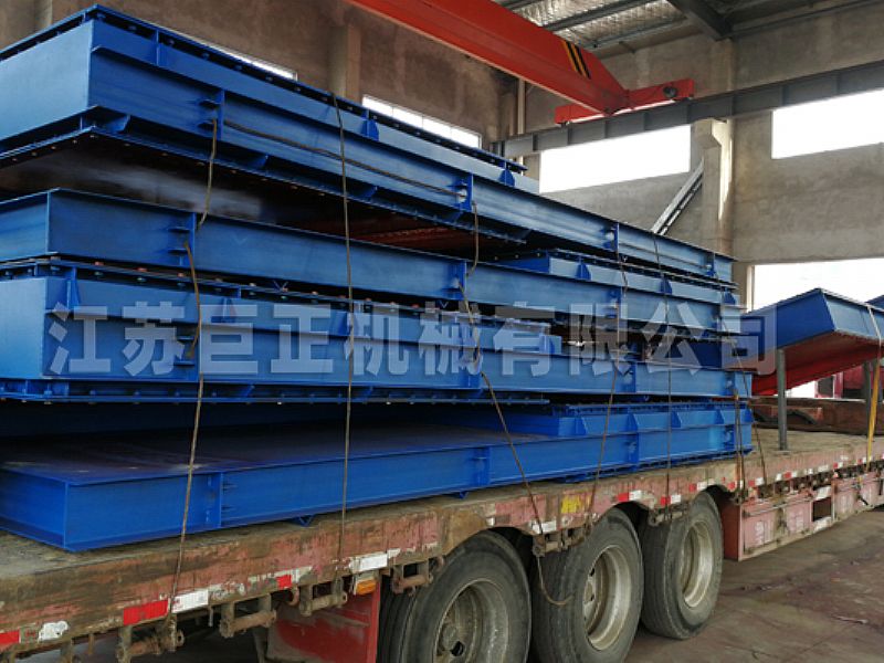 巨正機(jī)械公司一批擋板門(mén)驗(yàn)收合格，整裝待發(fā)了